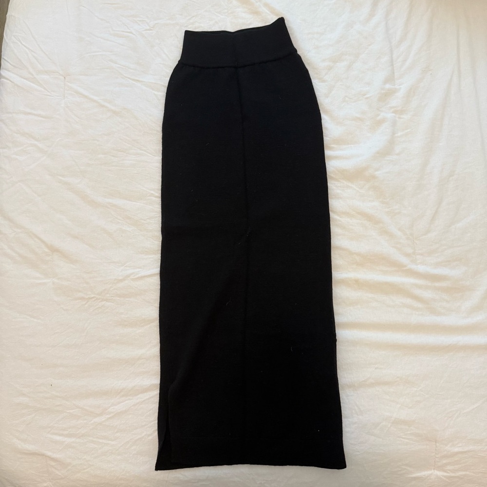 Wilfred Aritzia Black Wool Midi Skirt